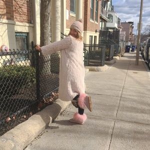 Meet your Posher, Laura esther